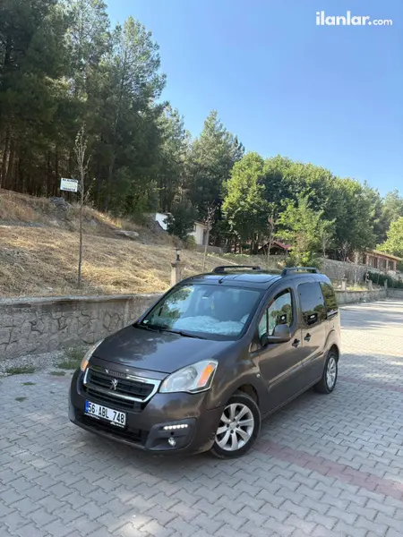 2016 Peugeot Partner 1.6 HDI dizel manuel minivan & Panelvan - Fotoğraf 1