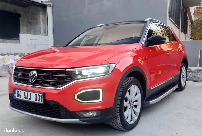 2020 Volkswagen T-Roc 1.5 TSI benzinli yarı Otomatik arazi, SUV, Pick-up - Fotoğraf 1