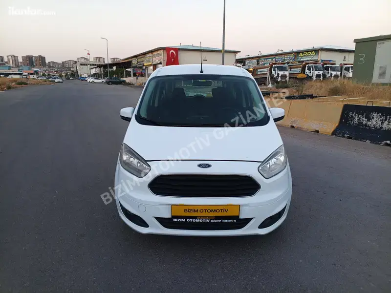 2014 Ford Tourneo Courier 1.5 TDCi dizel manuel minivan & Panelvan - Fotoğraf 1