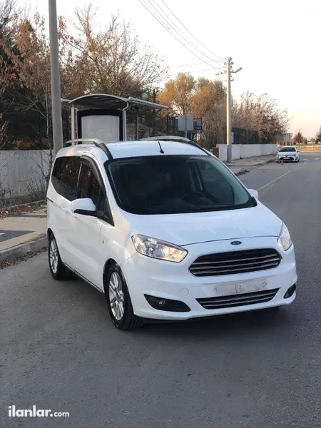 2018 Ford Tourneo Courier 1.5 TDCi dizel manuel minivan & Panelvan - Fotoğraf 1