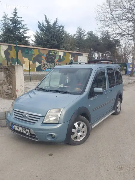 2011 Ford Tourneo Connect 1.8 TDCI dizel manuel minivan & Panelvan - Fotoğraf 1