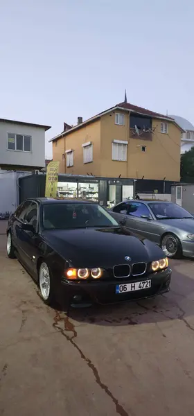 2000 BMW 5 Serisi 520i benzin & LPG otomatik otomobil - Fotoğraf 1