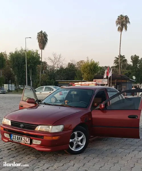 1996 Toyota Corolla 1.6 benzinli manuel otomobil - Fotoğraf 1