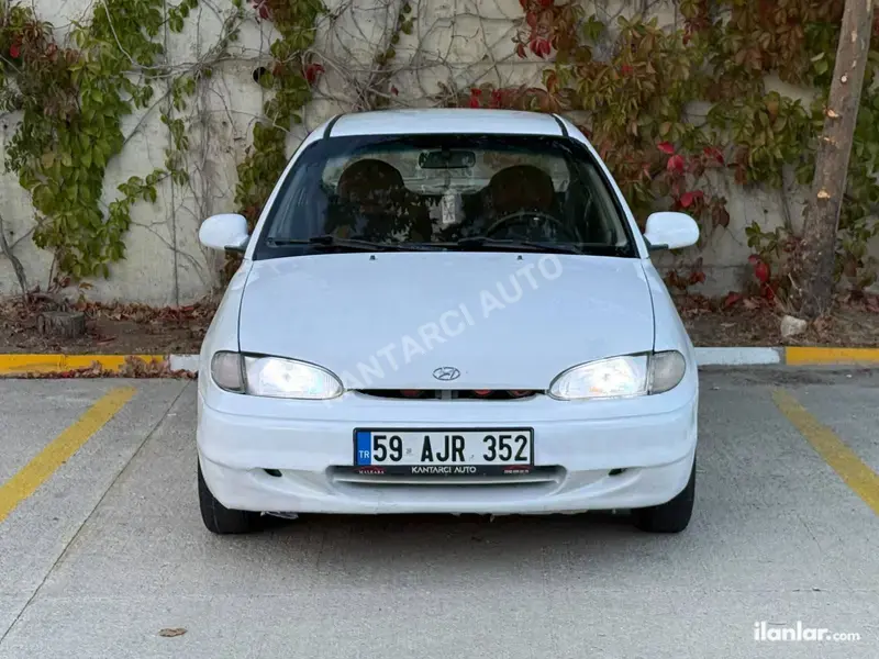 1997 benzinli manuel otomobil - Fotoğraf 1