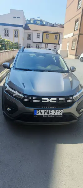 2024 Dacia Sandero Stepway 1.0 Tce benzinli otomatik arazi, SUV, Pick-up - Fotoğraf 1