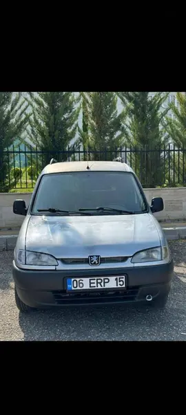 2002 Peugeot Partner 1.9 D dizel manuel minivan & Panelvan - Fotoğraf 1