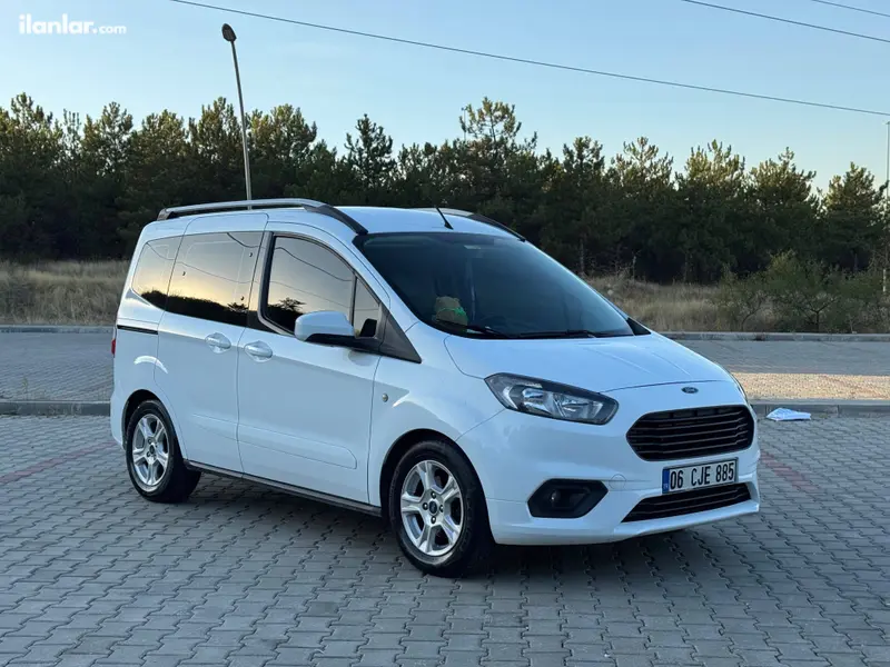 2021 Ford Tourneo Courier 1.5 TDCi dizel manuel minivan & Panelvan - Fotoğraf 1