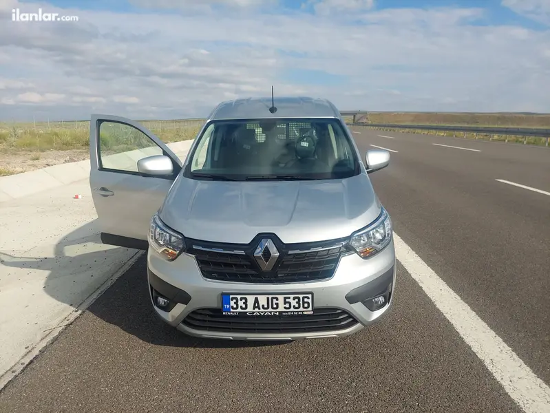 2021 Renault Express 1.5 BlueDCI dizel manuel minivan & Panelvan - Fotoğraf 1