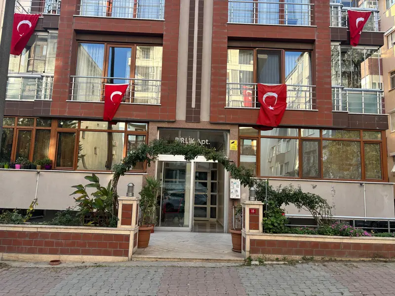 İlan Görseli https://cdn.ilanlar.com/images/l1/l2/{width}/{height}/30000318_1746359368897354581.jpg