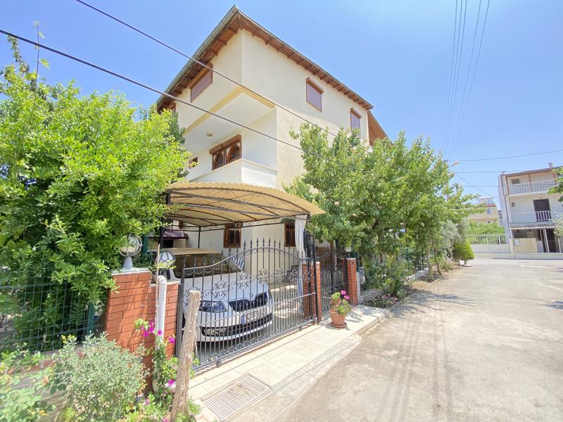 İlan Görseli https://cdn.ilanlar.com/images/l1/l2/{width}/{height}/30000415_1749976984099507596.jpg
