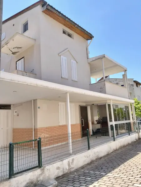 İlan Görseli https://cdn.ilanlar.com/images/l1/l2/{width}/{height}/30000506_1751657635816758341.jpg