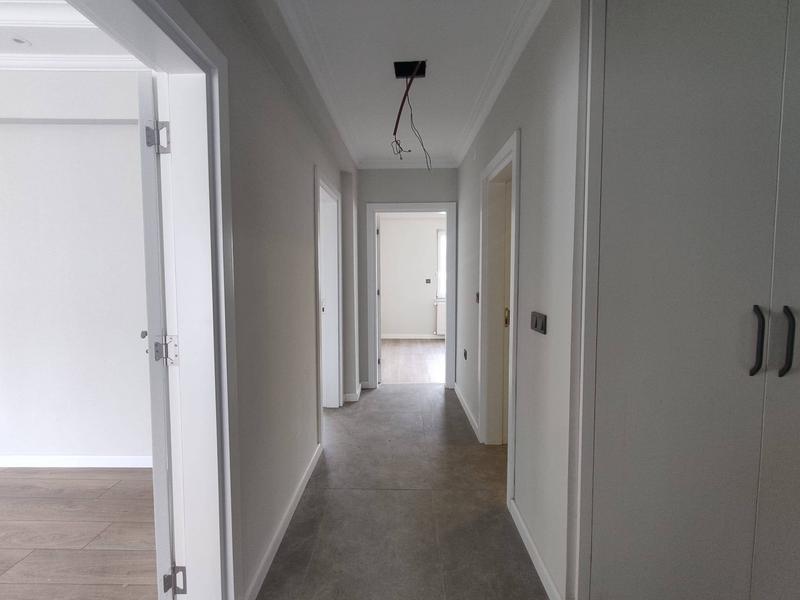 İlan Görseli https://cdn.ilanlar.com/images/l1/l2/{width}/{height}/30000720_1752309470824447242.jpg