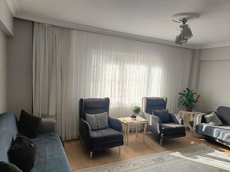 İlan Görseli https://cdn.ilanlar.com/images/l1/l2/{width}/{height}/30000786_1752494834522473582.jpg