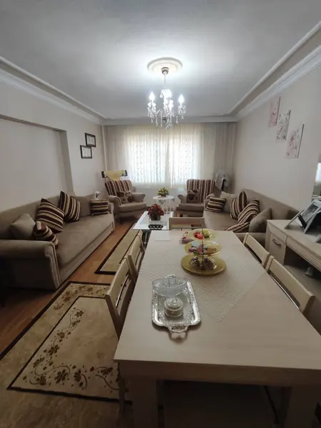 İlan Görseli https://cdn.ilanlar.com/images/l1/l2/30001530_1754383362416952208.jpg?mode=pad&bgcolor=F8FAFB