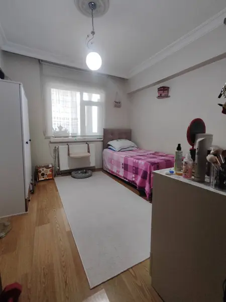 İlan Görseli https://cdn.ilanlar.com/images/l1/l2/30001530_1754383366457156774.jpg?mode=pad&bgcolor=F8FAFB