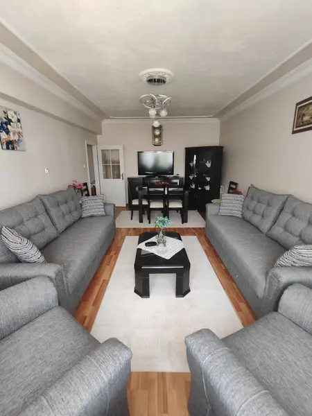 İlan Görseli https://cdn.ilanlar.com/images/l1/l2/30001568_1754476740997820554.jpg?mode=pad&bgcolor=F8FAFB