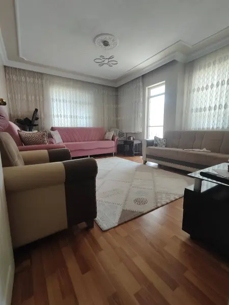 İlan Görseli https://cdn.ilanlar.com/images/l1/l2/30001568_1754476742261929478.jpg?mode=pad&bgcolor=F8FAFB