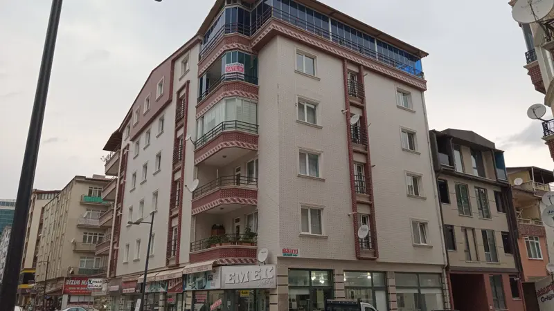 İlan Görseli https://cdn.ilanlar.com/images/l1/l2/30002440_1756492757072864000.jpg?mode=pad&bgcolor=F8FAFB