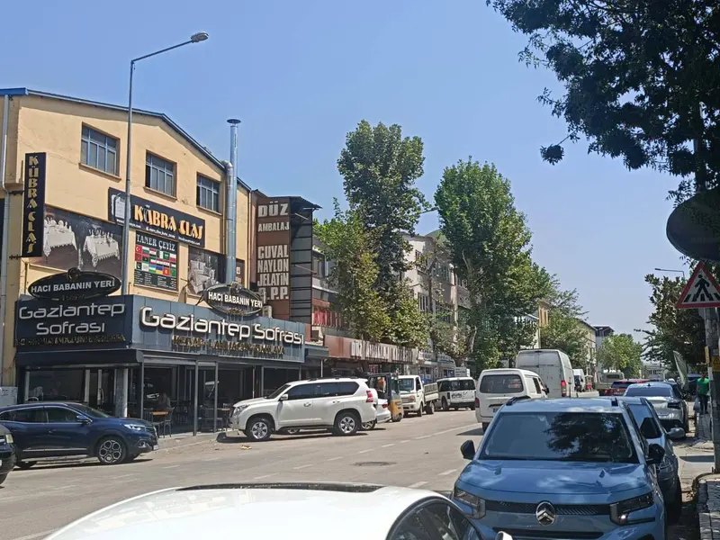 İlan Görseli https://cdn.ilanlar.com/images/l1/l2/{width}/{height}/30002543_1756717612861348447.jpg