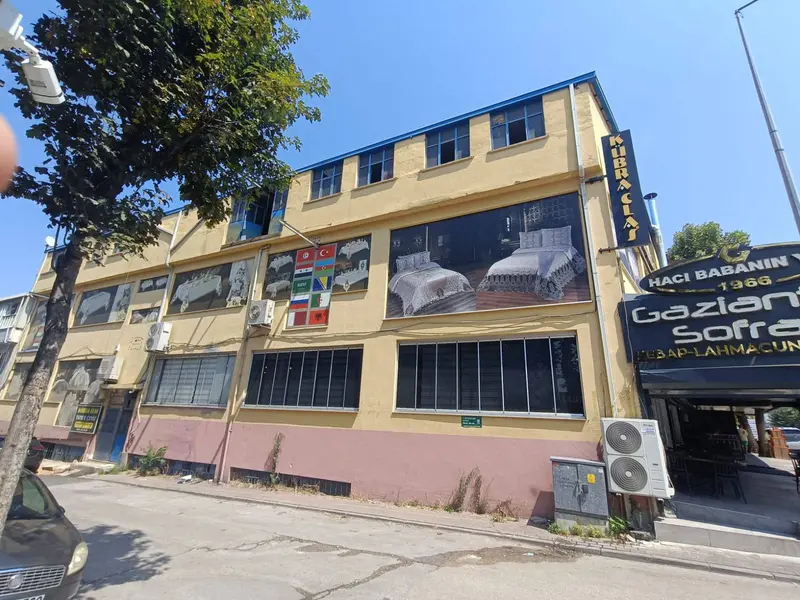 İlan Görseli https://cdn.ilanlar.com/images/l1/l2/{width}/{height}/30002543_1756717614179397478.jpg