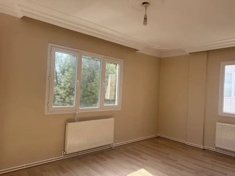 İlan Görseli https://cdn.ilanlar.com/images/l1/l2/{width}/{height}/30002561_1760921451522672491.jpg