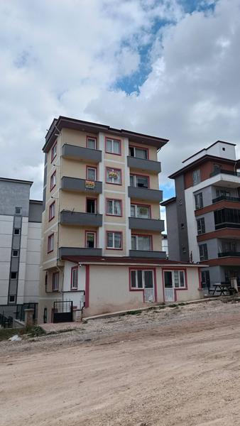 İlan Görseli https://cdn.ilanlar.com/images/l1/l2/{width}/{height}/30002721_1756914533816691716.jpg