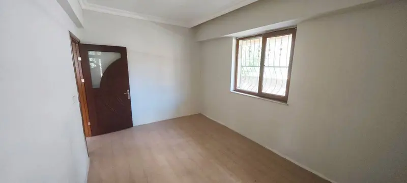 İlan Görseli https://cdn.ilanlar.com/images/l1/l2/{width}/{height}/30003208_1757780642951114935.jpg