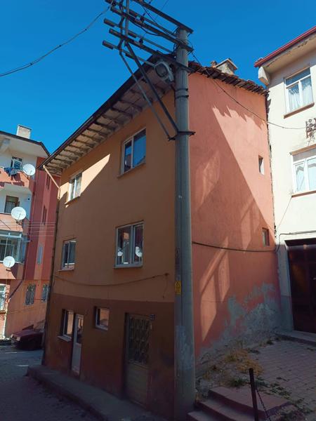 İlan Görseli https://cdn.ilanlar.com/images/l1/l2/{width}/{height}/30003329_1758031051838460406.jpg