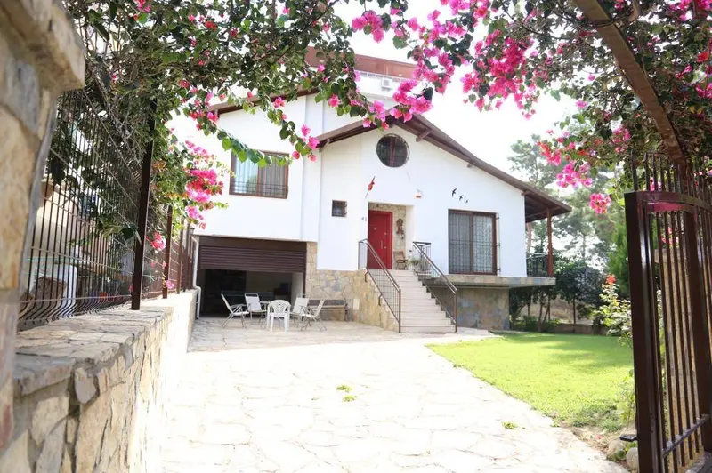 İlan Görseli https://cdn.ilanlar.com/images/l1/l2/{width}/{height}/30003576_1758716999951163940.jpg