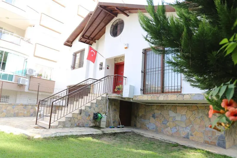 İlan Görseli https://cdn.ilanlar.com/images/l1/l2/{width}/{height}/30003576_1758717001019713149.jpg