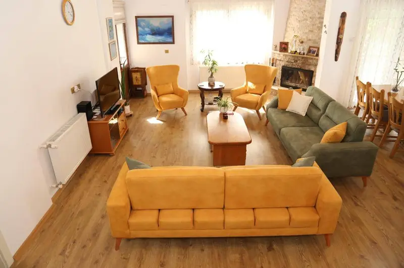 İlan Görseli https://cdn.ilanlar.com/images/l1/l2/{width}/{height}/30003576_1758717001522483469.jpg