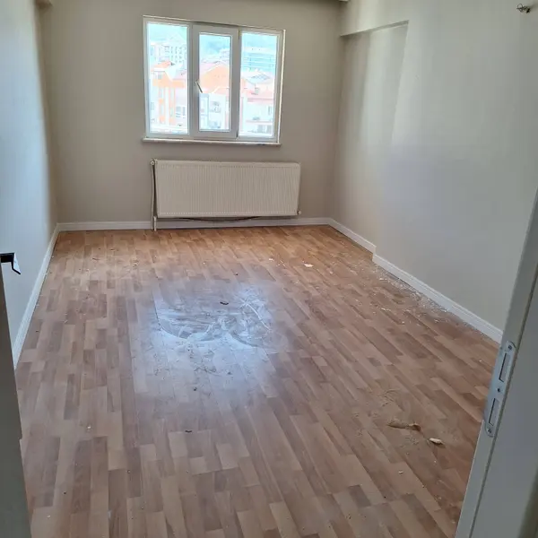 İlan Görseli https://cdn.ilanlar.com/images/l1/l2/{width}/{height}/30003593_1758777479850471138.jpg