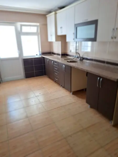 İlan Görseli https://cdn.ilanlar.com/images/l1/l2/{width}/{height}/30003596_1758748231382399630.jpg