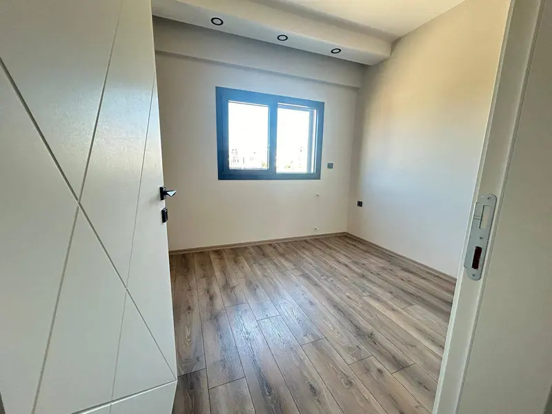 İlan Görseli https://cdn.ilanlar.com/images/l1/l2/{width}/{height}/30003707_1758967955251612611.jpg