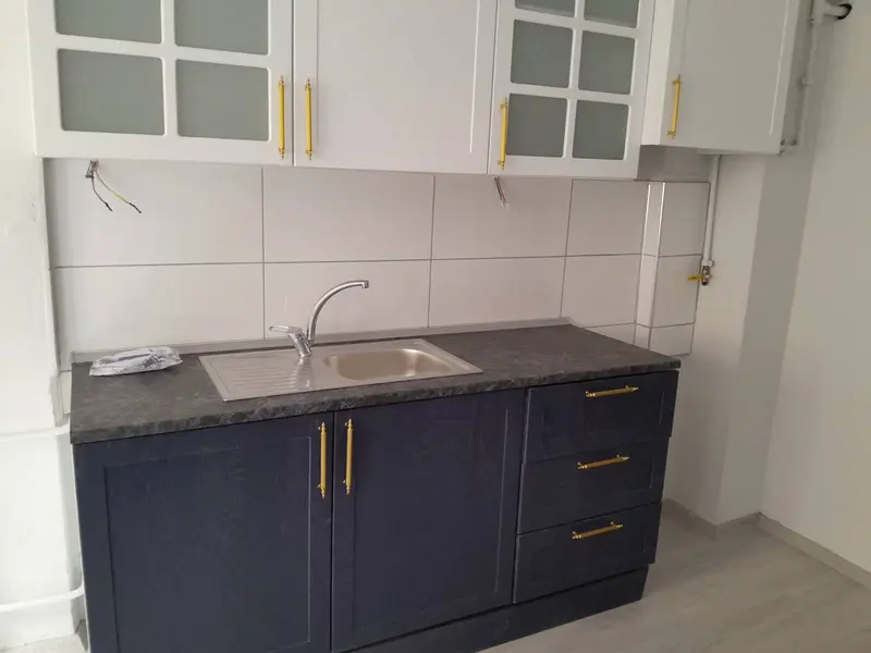 İlan Görseli https://cdn.ilanlar.com/images/l1/l2/{width}/{height}/30004331_1760354613801247049.jpg