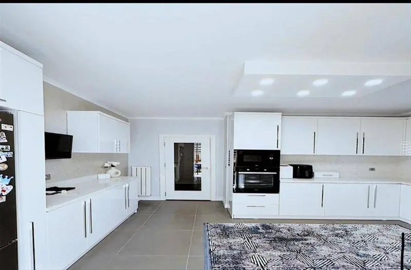 İlan Görseli https://cdn.ilanlar.com/images/l1/l2/{width}/{height}/30004737_1761121596592424774.jpg