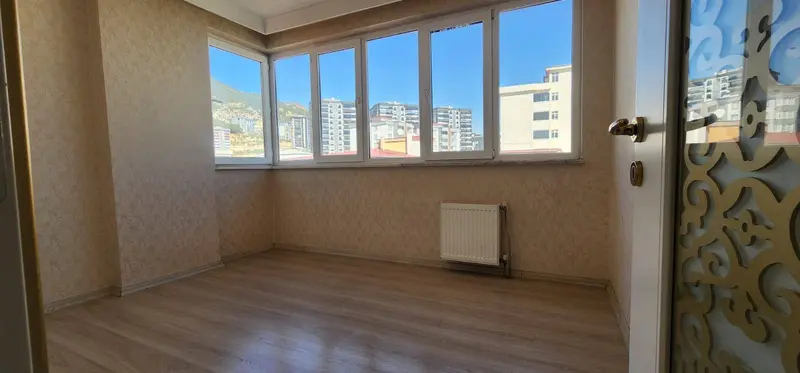 İlan Görseli https://cdn.ilanlar.com/images/l1/l2/{width}/{height}/30004848_1761390501484449772.jpg