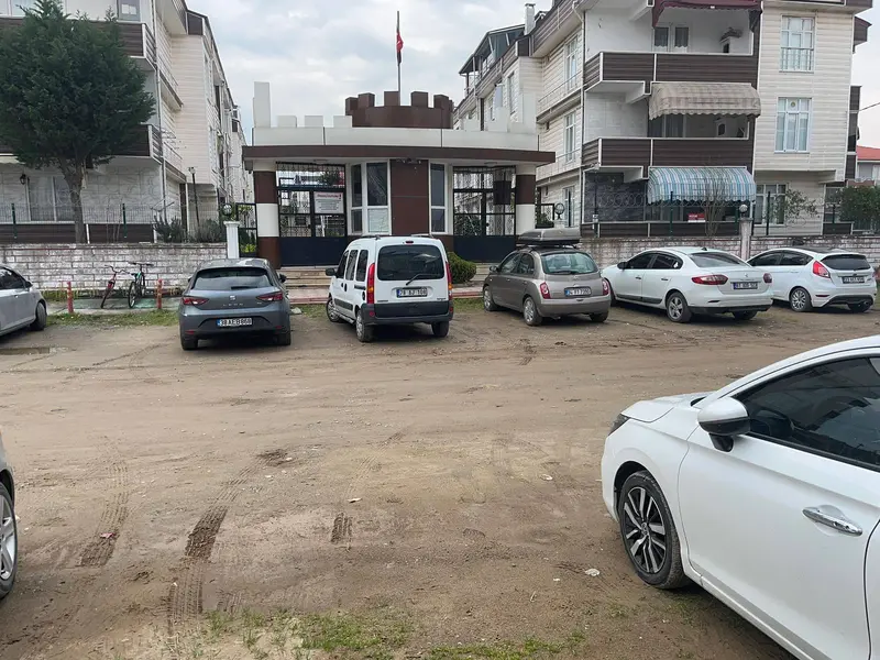 İlan Görseli https://cdn.ilanlar.com/images/l1/l2/{width}/{height}/30004855_1761397385088612095.jpg