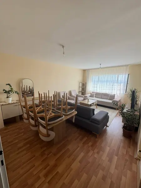 İlan Görseli https://cdn.ilanlar.com/images/l1/l2/{width}/{height}/30004919_1761580705018446304.jpg