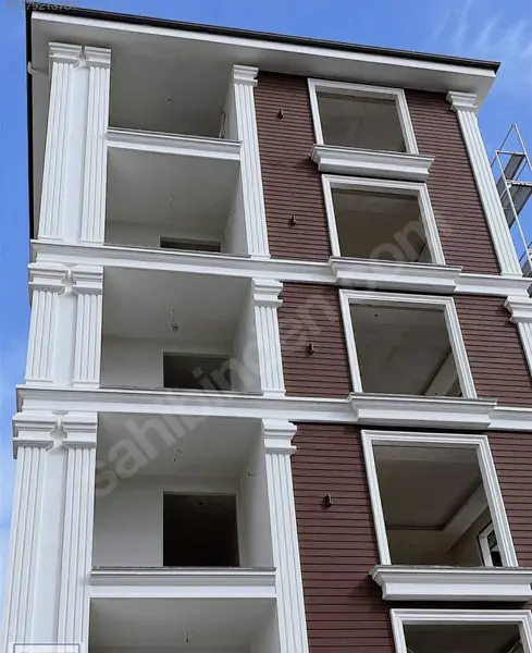 İlan Görseli https://cdn.ilanlar.com/images/l1/l2/{width}/{height}/30004923_1761587970334676192.jpg