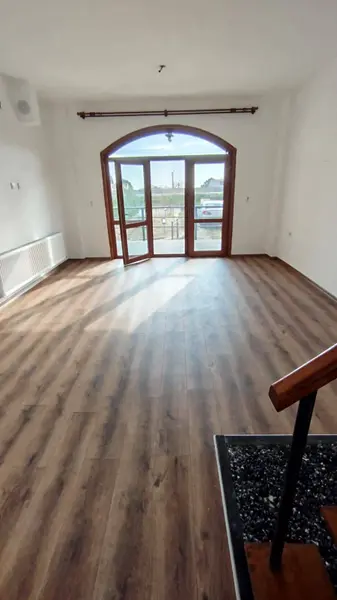 İlan Görseli https://cdn.ilanlar.com/images/l1/l2/{width}/{height}/30004957_1761671521966691712.jpg