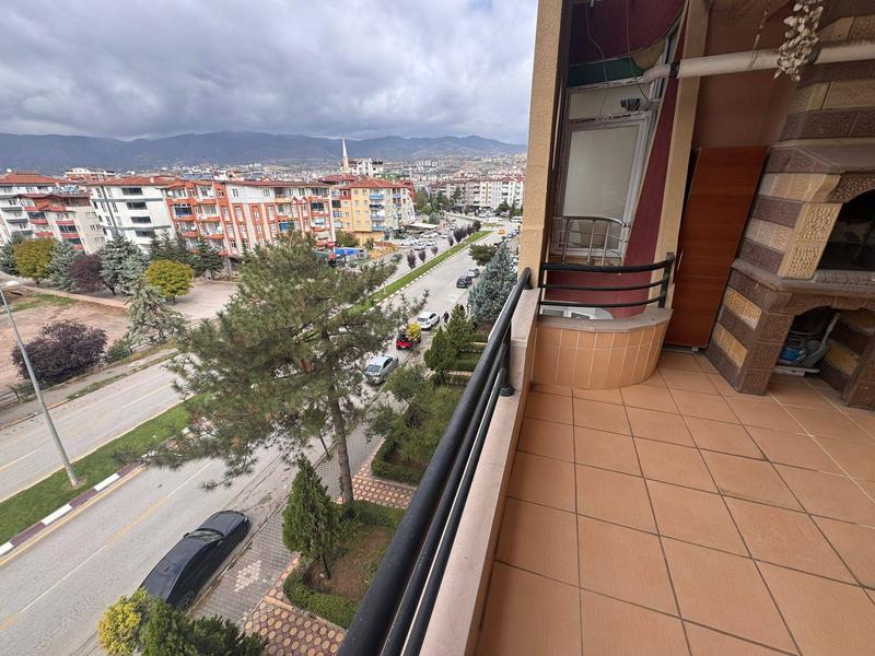 İlan Görseli https://cdn.ilanlar.com/images/l1/l2/{width}/{height}/30005109_1761979190909183973.jpg