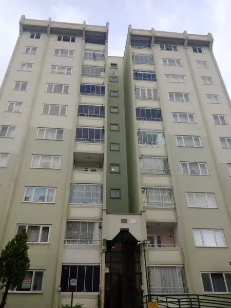 İlan Görseli https://cdn.ilanlar.com/images/l1/l2/{width}/{height}/30005125_1761984608407614637.jpg