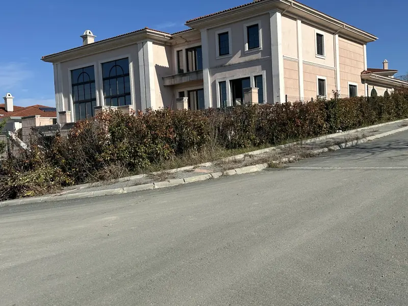 İlan Görseli https://cdn.ilanlar.com/images/l1/l2/{width}/{height}/30005187_1762126266871063225.jpg