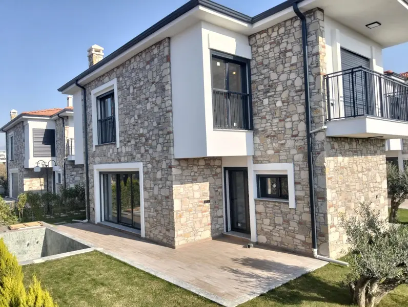 İlan Görseli https://cdn.ilanlar.com/images/l1/l2/{width}/{height}/30005259_1762248473198177705.jpg