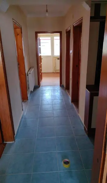 İlan Görseli https://cdn.ilanlar.com/images/l1/l2/{width}/{height}/30005277_1762354360810888224.jpg