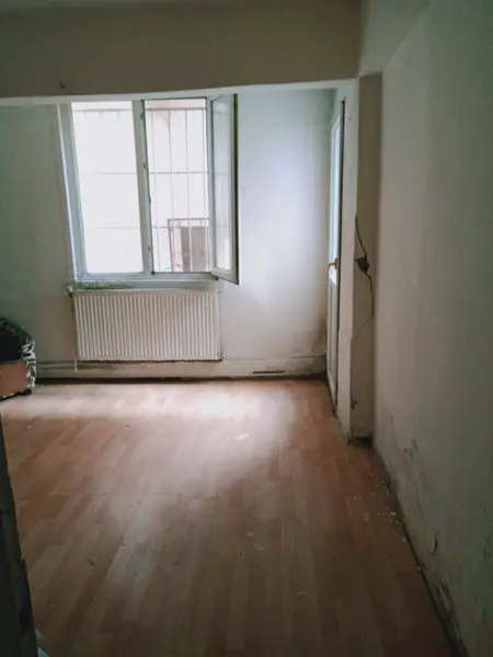 İlan Görseli https://cdn.ilanlar.com/images/l1/l2/{width}/{height}/30005279_1762358950338926989.jpg