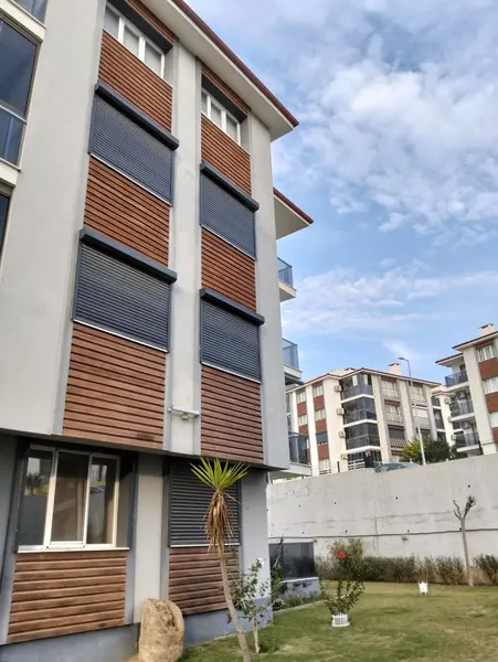 İlan Görseli https://cdn.ilanlar.com/images/l1/l2/{width}/{height}/30005281_1762359725182600582.jpg