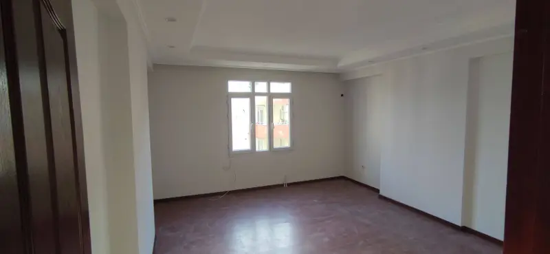 İlan Görseli https://cdn.ilanlar.com/images/l1/l2/{width}/{height}/30005297_1762455351502144230.jpg