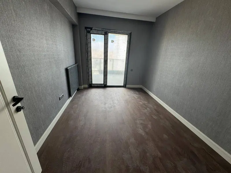 İlan Görseli https://cdn.ilanlar.com/images/l1/l2/{width}/{height}/30005329_1762600410492535775.jpg